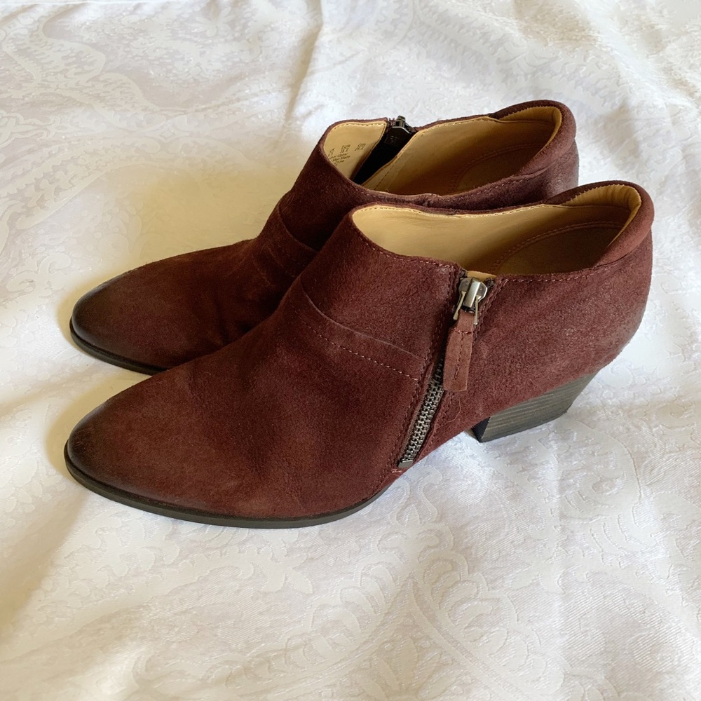 NWOT Franco Sarto Suede Booties, US 8.5